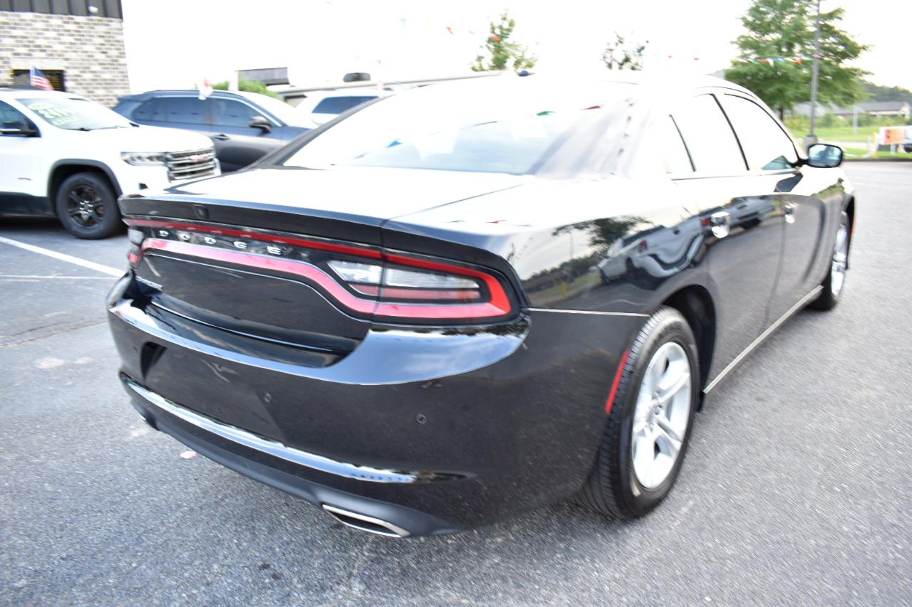 Dodge Charger SXT RWD 2022