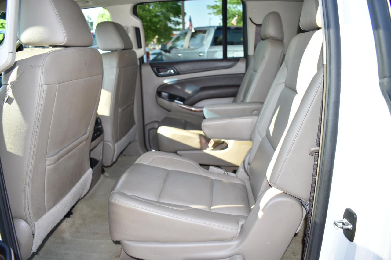 Chevrolet Suburban 4WD 4dr 1500 Premier 2017