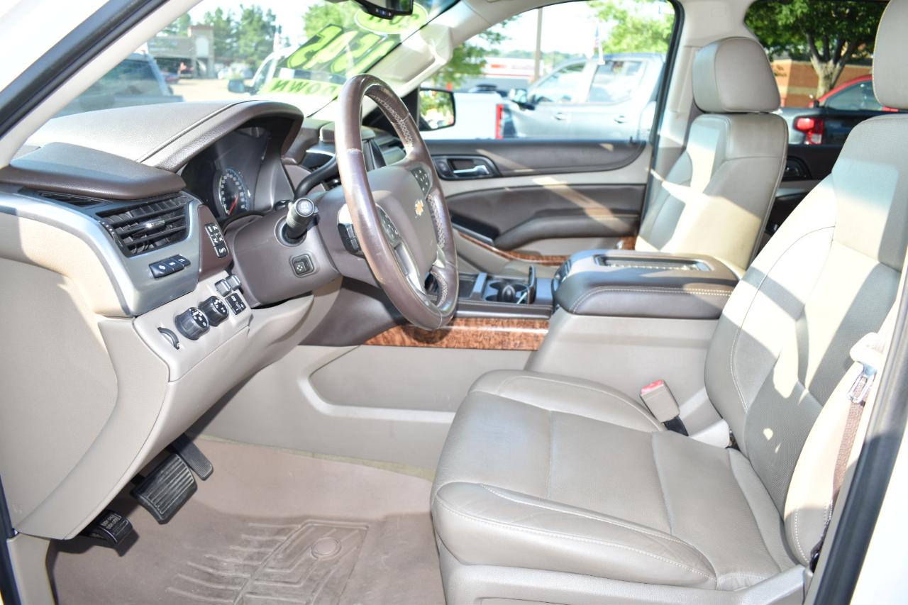 Chevrolet Suburban 4WD 4dr 1500 Premier 2017