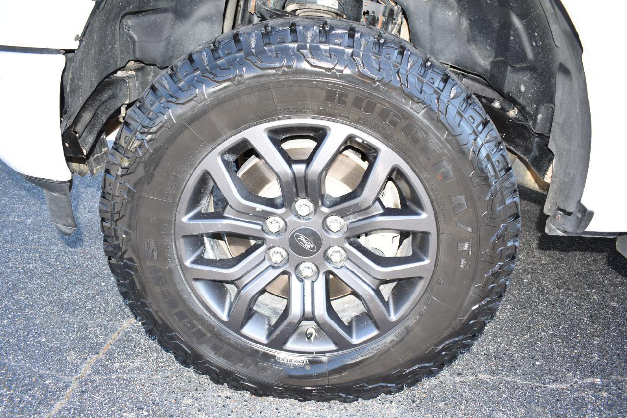 Ford F-150 Lariat 4WD SuperCrew 5.5' Box 2023
