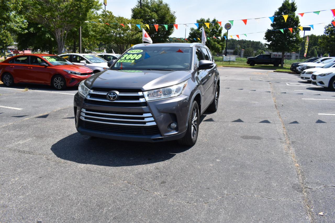 Toyota Highlander XLE V6 AWD (Natl) 2019