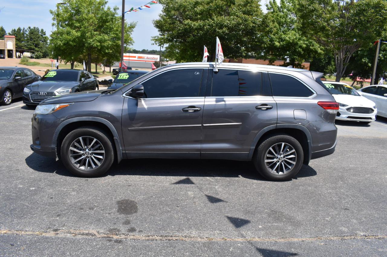 Toyota Highlander XLE V6 AWD (Natl) 2019