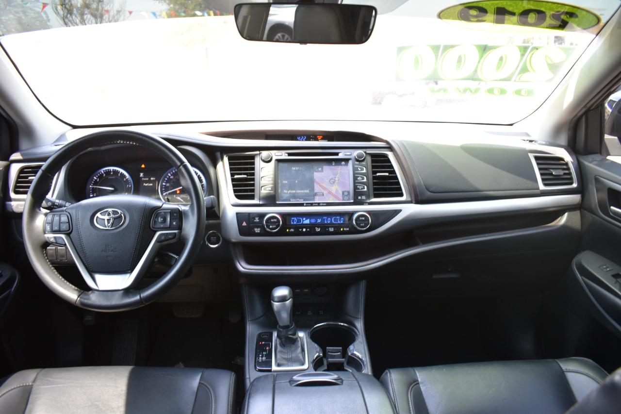 Toyota Highlander XLE V6 AWD (Natl) 2019