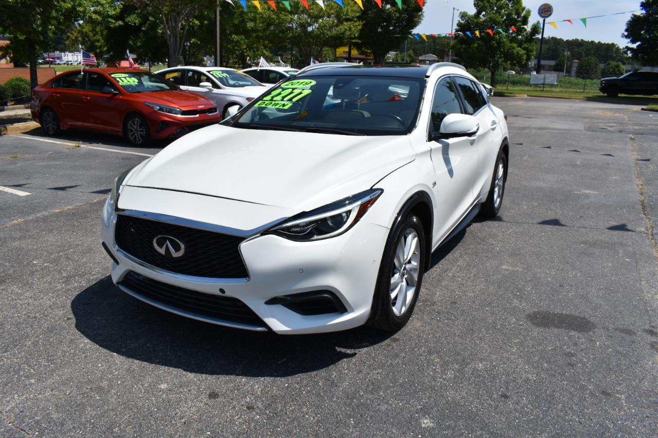 Infiniti QX30 LUXE FWD 2019