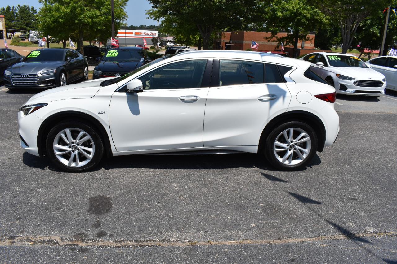 Infiniti QX30 LUXE FWD 2019