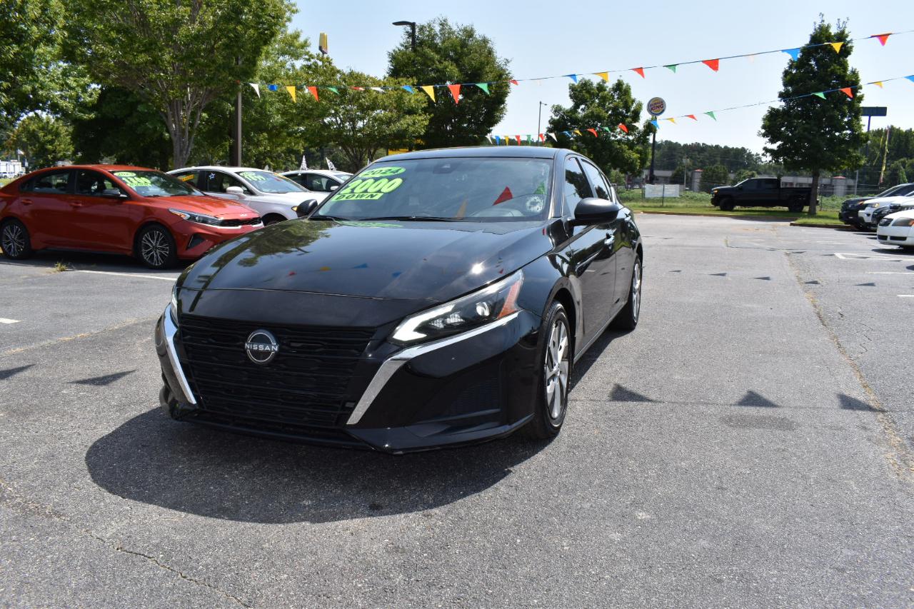 Nissan Altima 2.5 S Sedan 2024