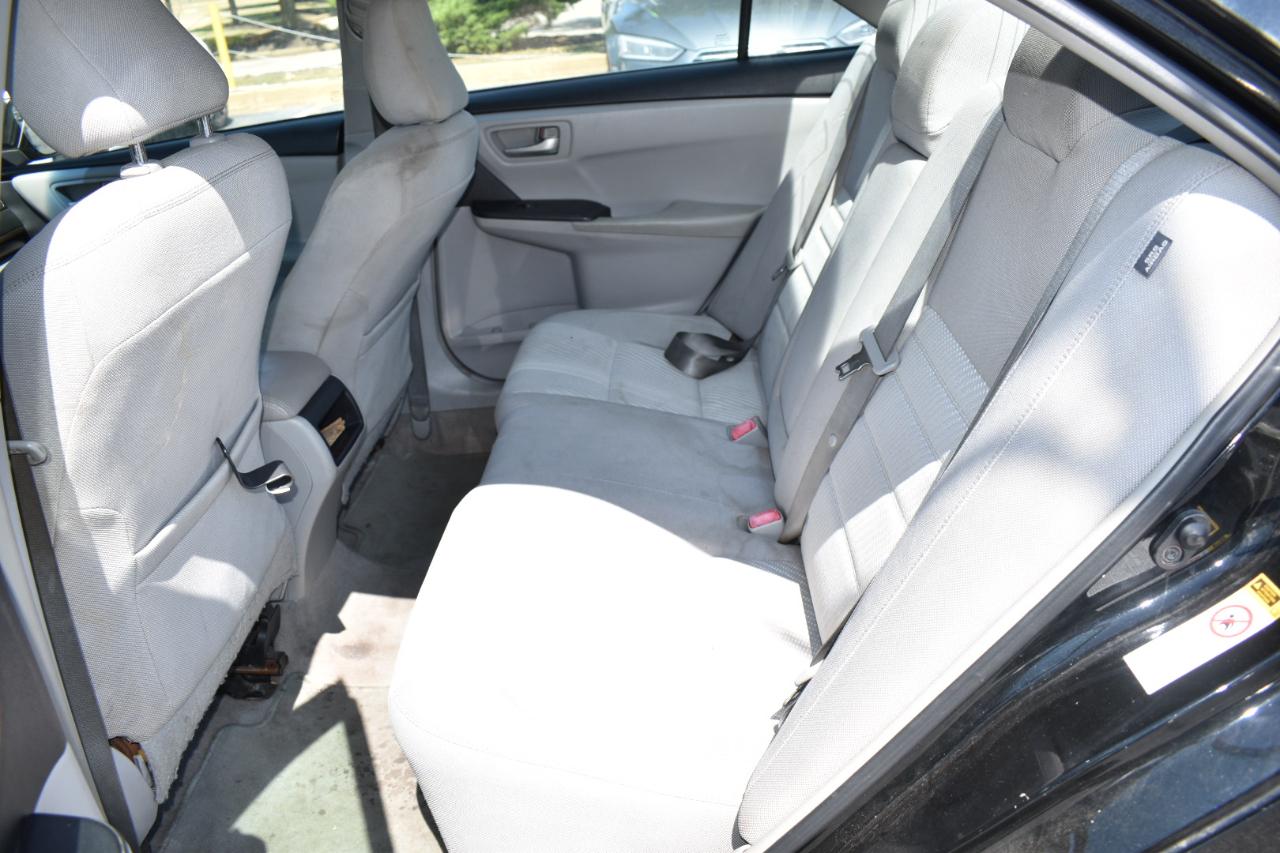Toyota Camry 4dr Sdn I4 Auto SE w/Special Edition Pkg (Natl) 2016