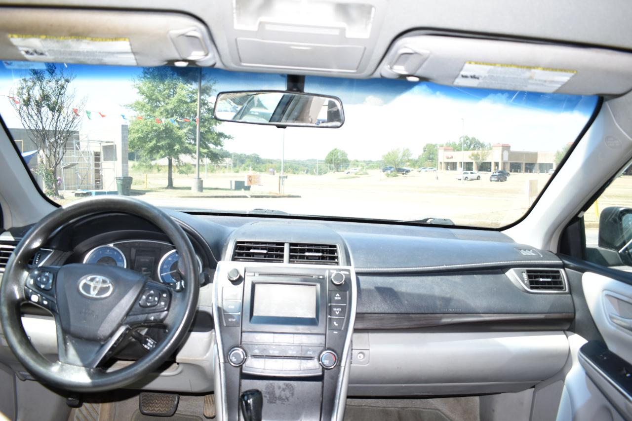 Toyota Camry 4dr Sdn I4 Auto SE w/Special Edition Pkg (Natl) 2016