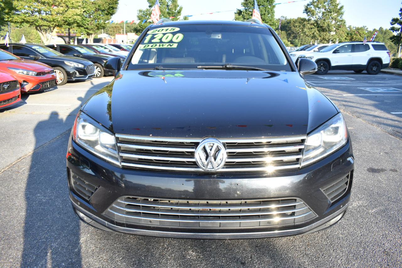 Volkswagen Touareg 4dr V6 Sport w/Technology 2015