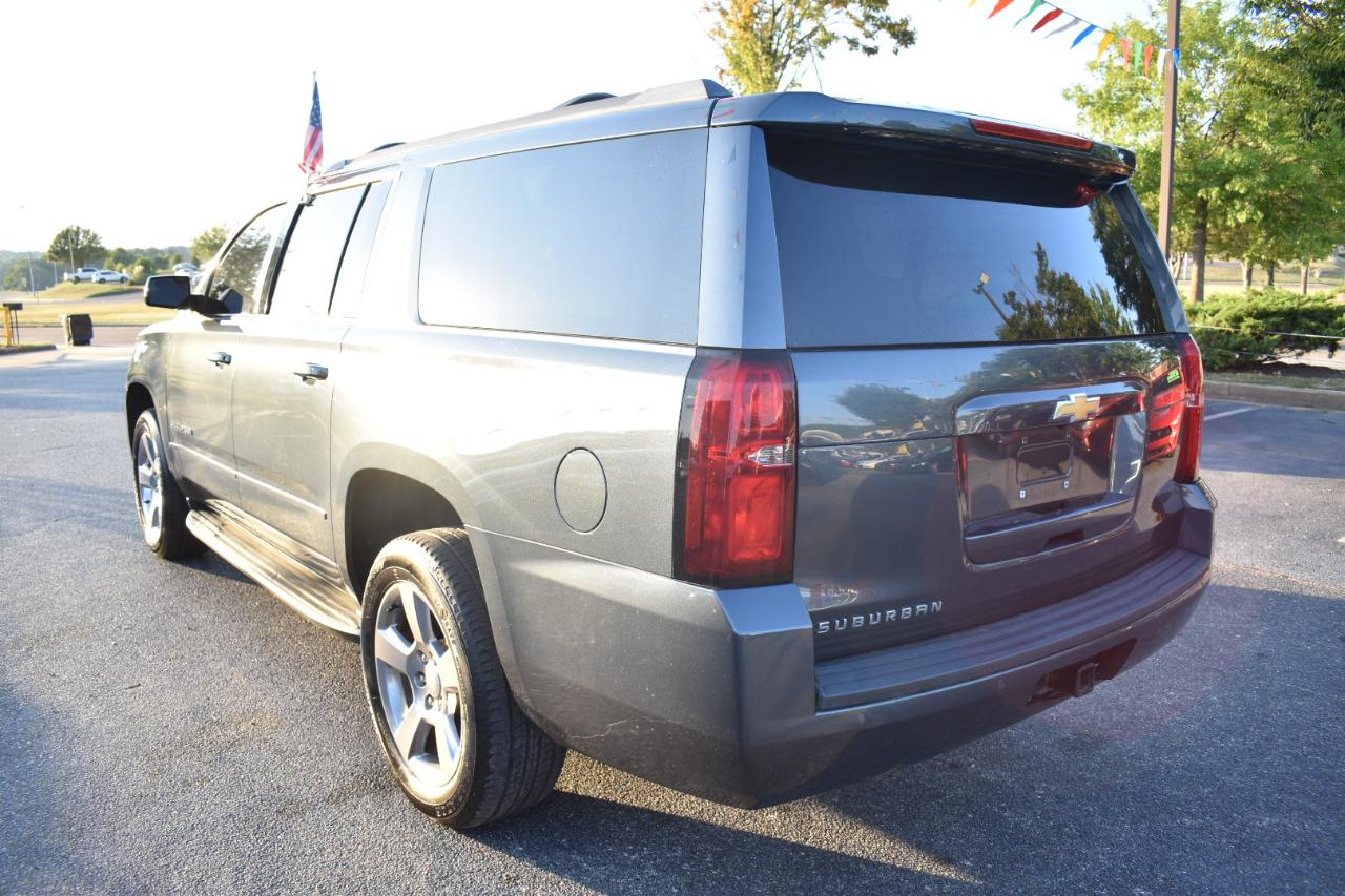 Chevrolet Suburban 2WD 4dr 1500 LS 2019