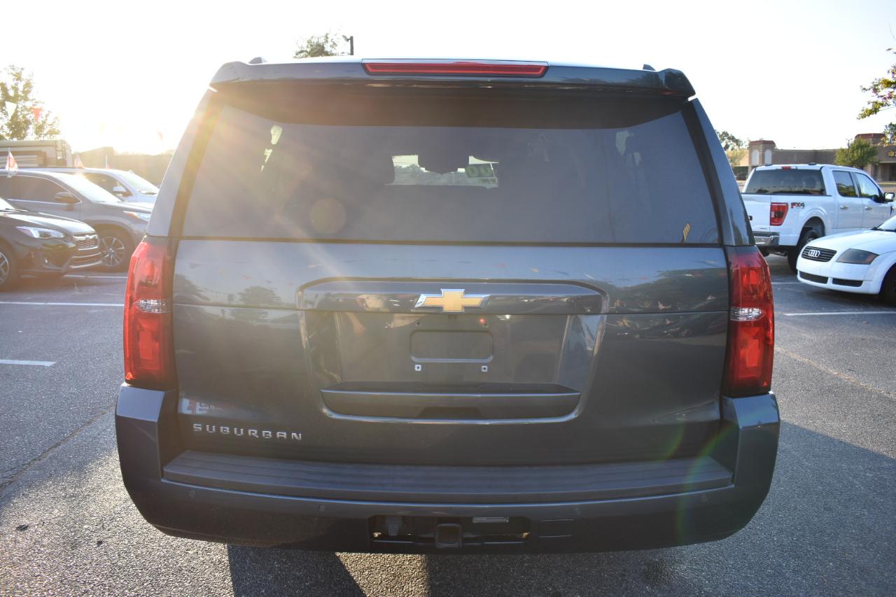 Chevrolet Suburban 2WD 4dr 1500 LS 2019
