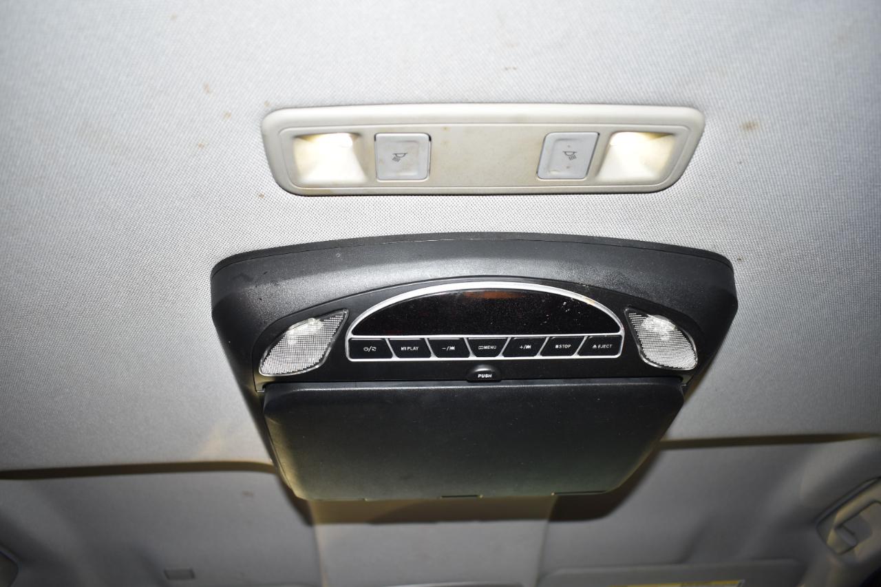 Chevrolet Suburban 2WD 4dr 1500 LS 2019