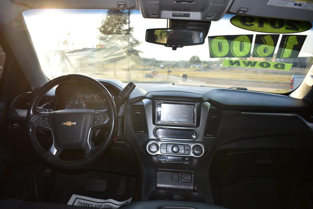 Chevrolet Suburban 2WD 4dr 1500 LS 2019