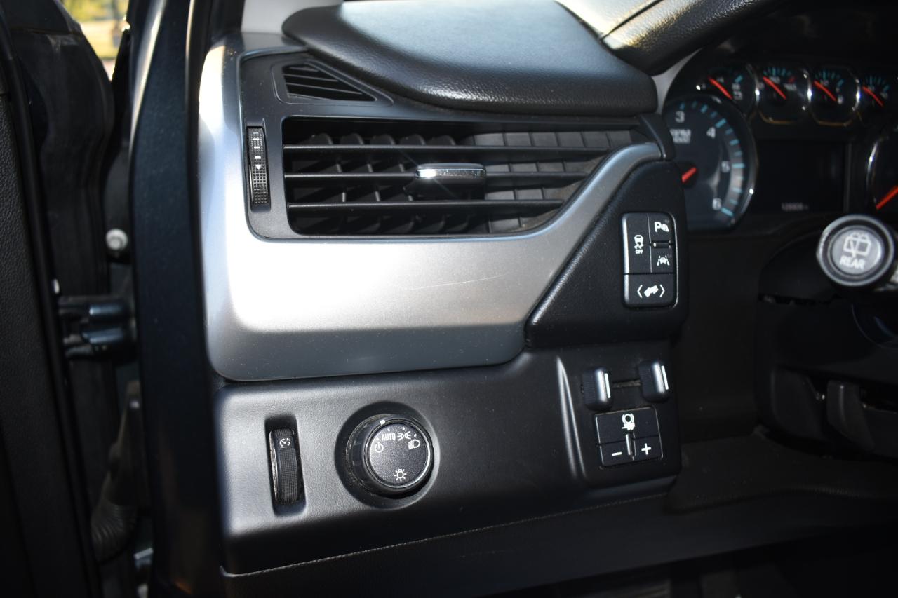 Chevrolet Suburban 2WD 4dr 1500 LS 2019