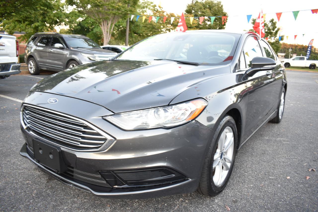 Ford Fusion SE FWD 2018