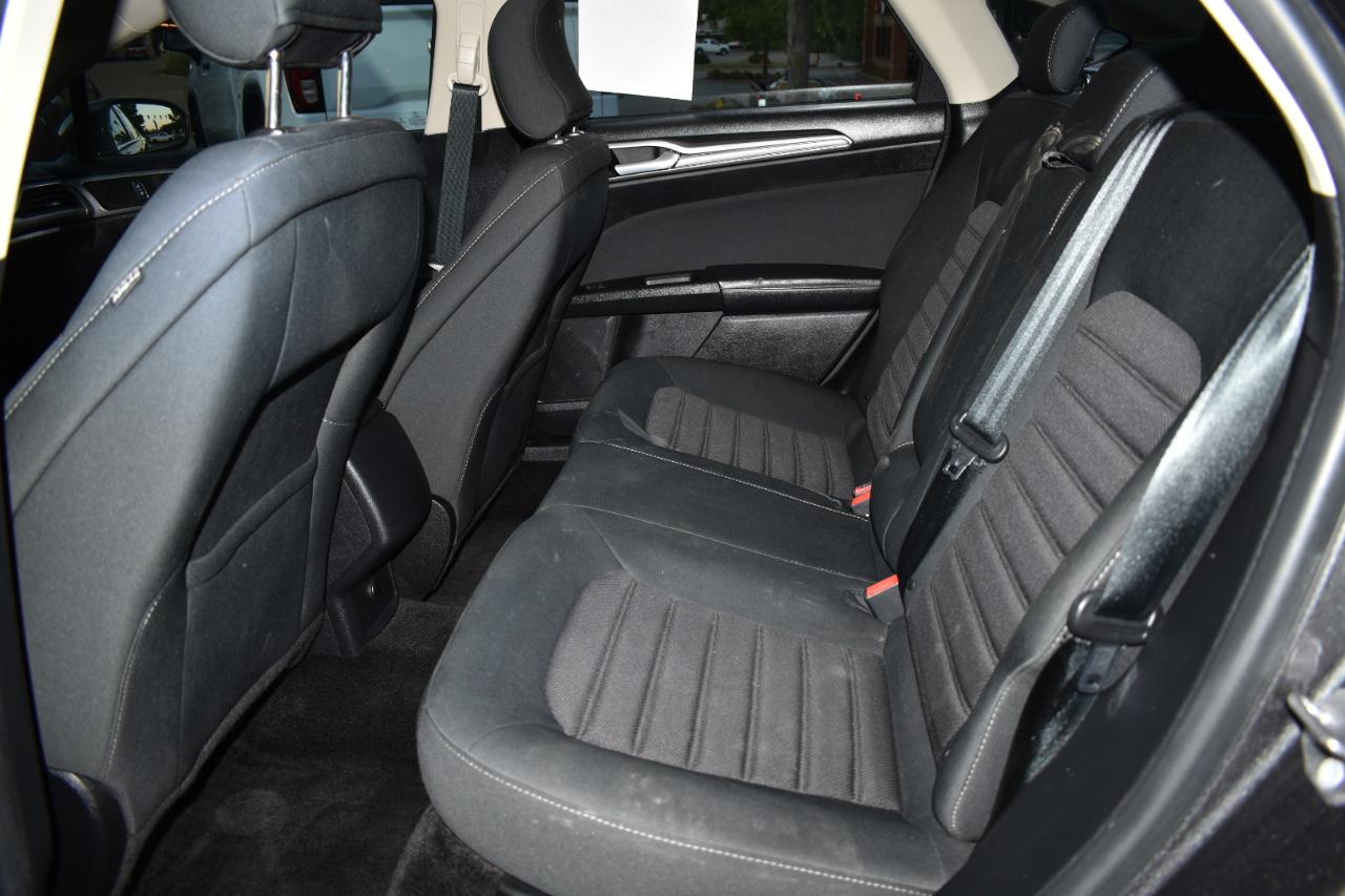 Ford Fusion SE FWD 2018
