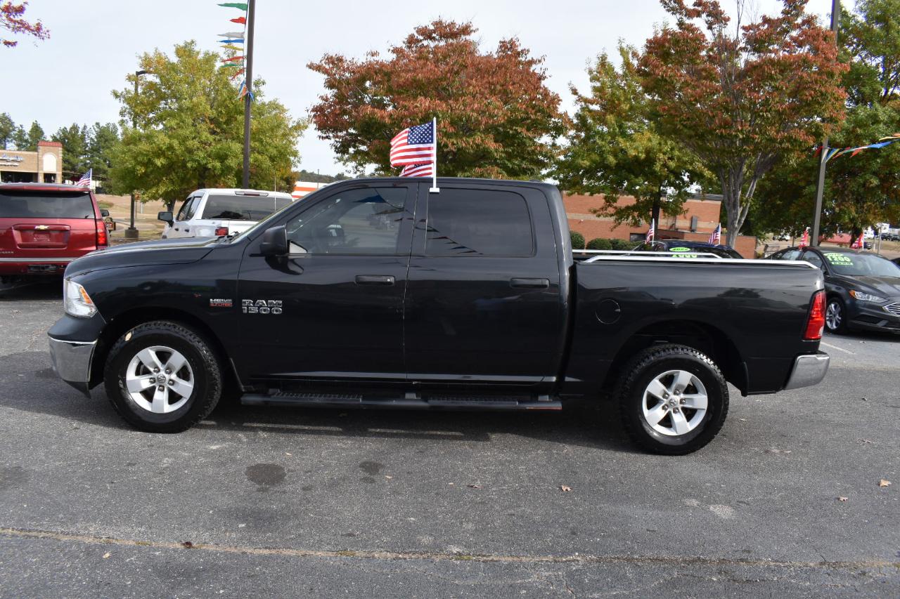 RAM 1500 Tradesman 4x2 Crew Cab 5'7" Box 2018