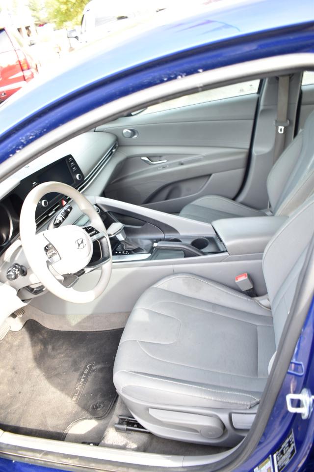 Hyundai Elantra SEL IVT 2022