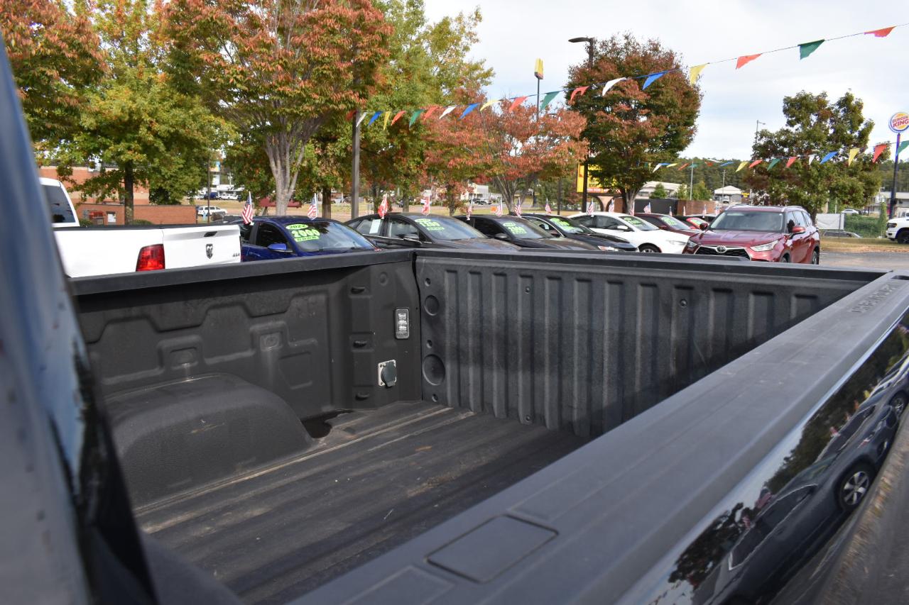 Chevrolet Silverado 1500 4WD Crew Cab 147" RST 2020