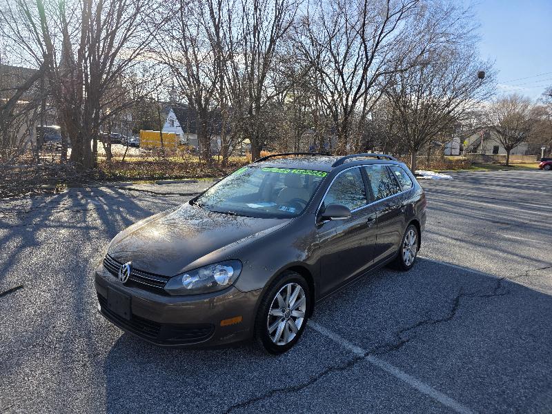 Volkswagen Jetta SportWagen 2.5L SE PZEV 2014