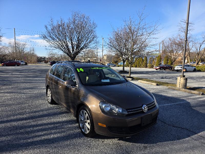 Volkswagen Jetta SportWagen 2.5L SE PZEV 2014