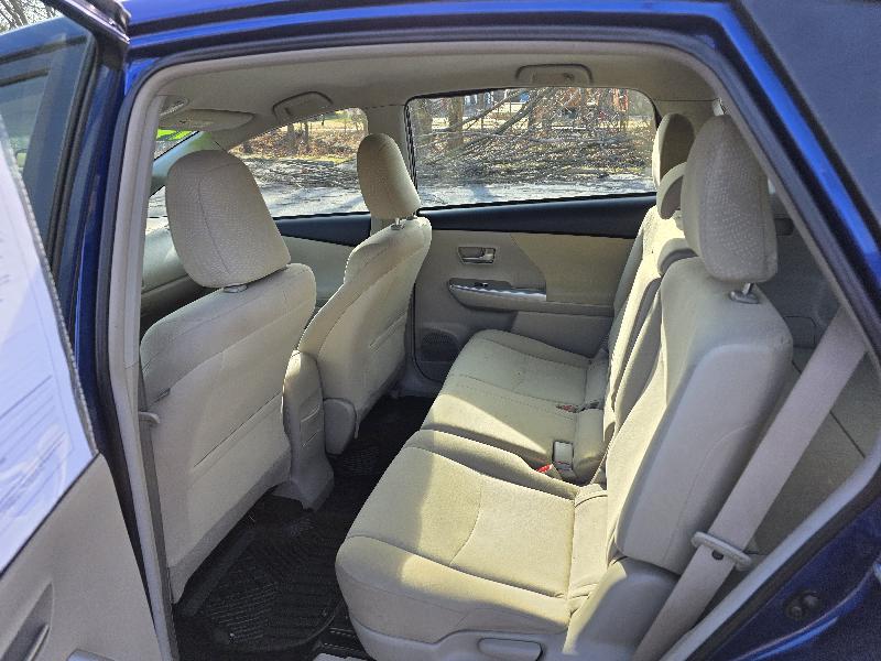 Toyota Prius V Three 2014