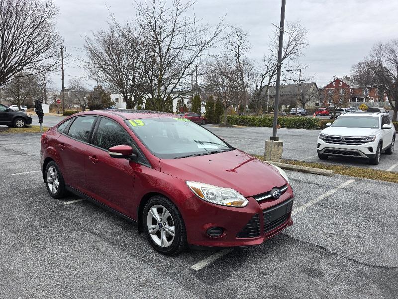 Ford Focus SE Sedan 2013