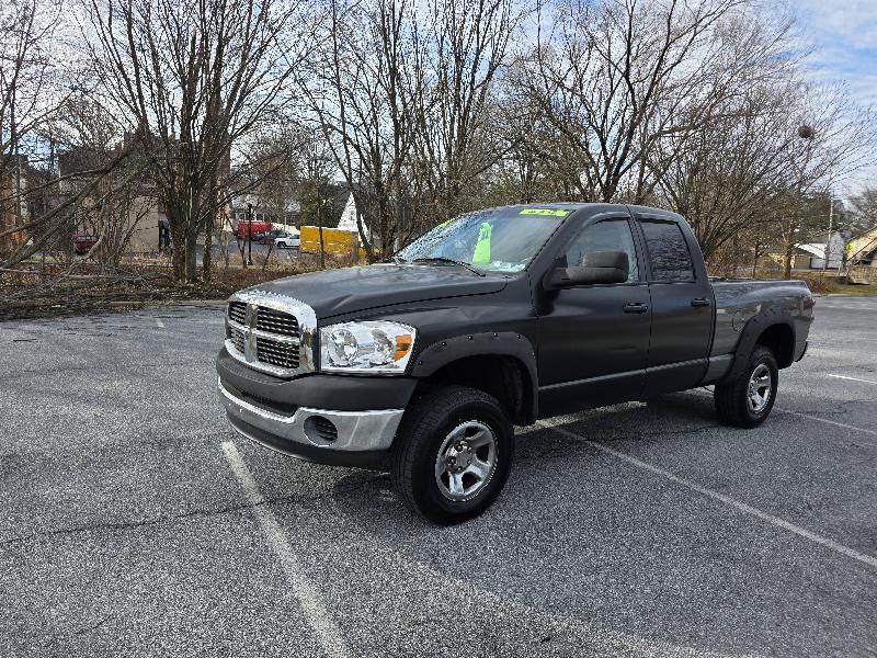 Dodge Ram 1500 SXT Quad Cab Long Bed 4WD 2008