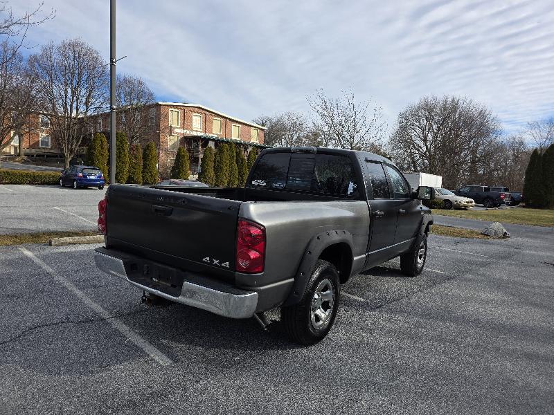 Dodge Ram 1500 SXT Quad Cab Long Bed 4WD 2008