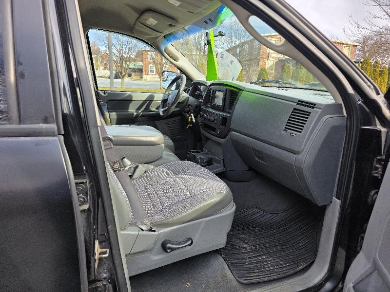 Dodge Ram 1500 SXT Quad Cab Long Bed 4WD 2008