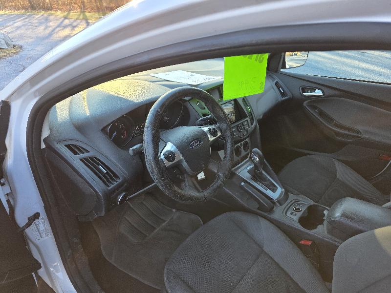 Ford Focus SE Hatch 2014