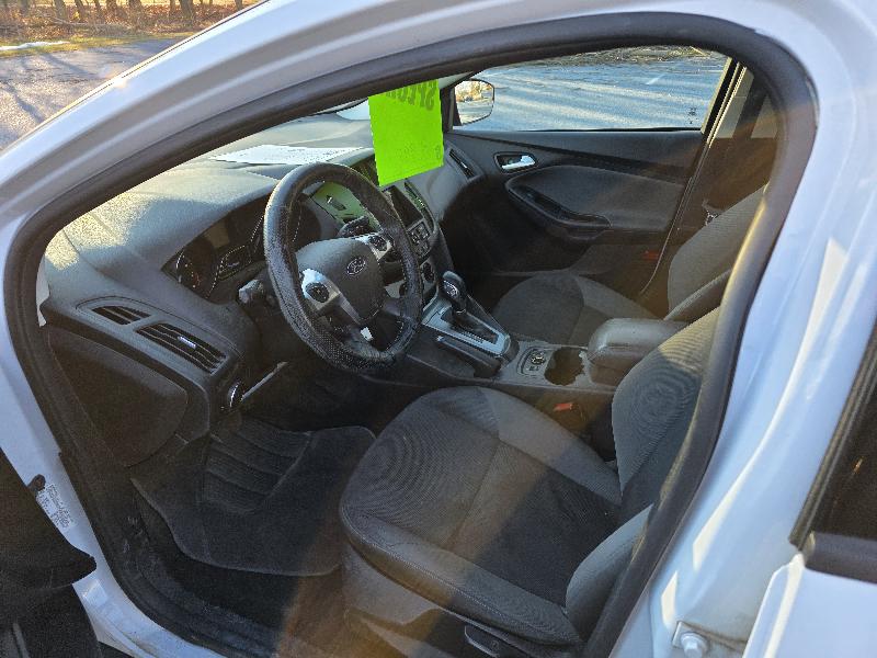 Ford Focus SE Hatch 2014