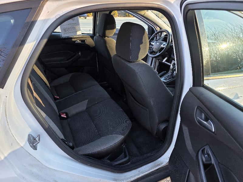 Ford Focus SE Hatch 2014