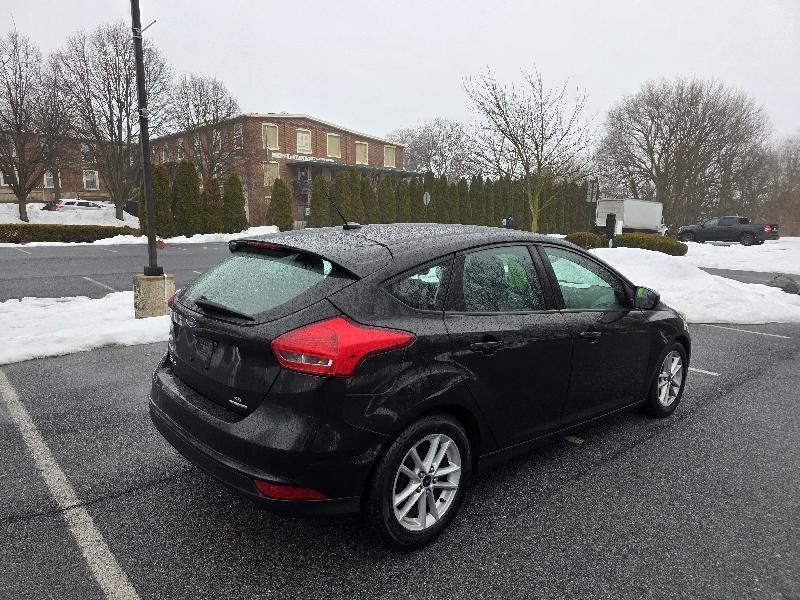 Ford Focus SE Hatch 2015