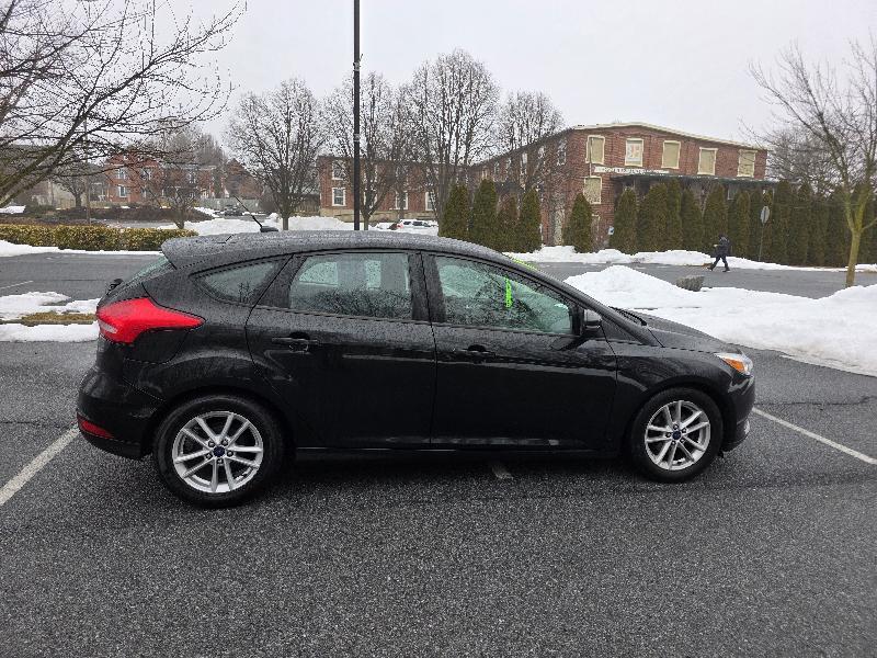 Ford Focus SE Hatch 2015