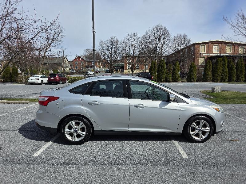 Ford Focus SE Sedan 2014