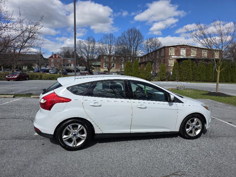 Ford Focus SE Hatch 2014