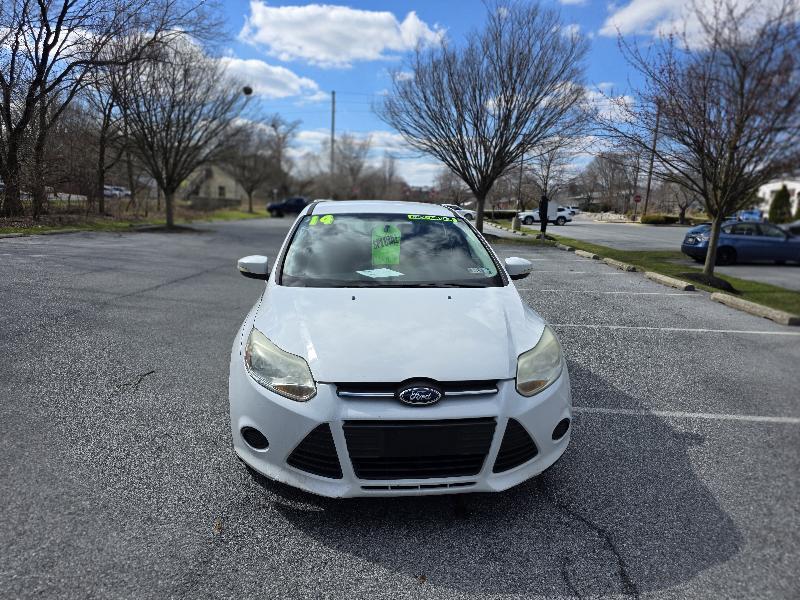 Ford Focus SE Hatch 2014