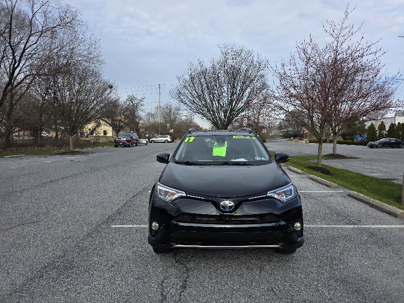 Toyota RAV4 Hybrid Limited 2017