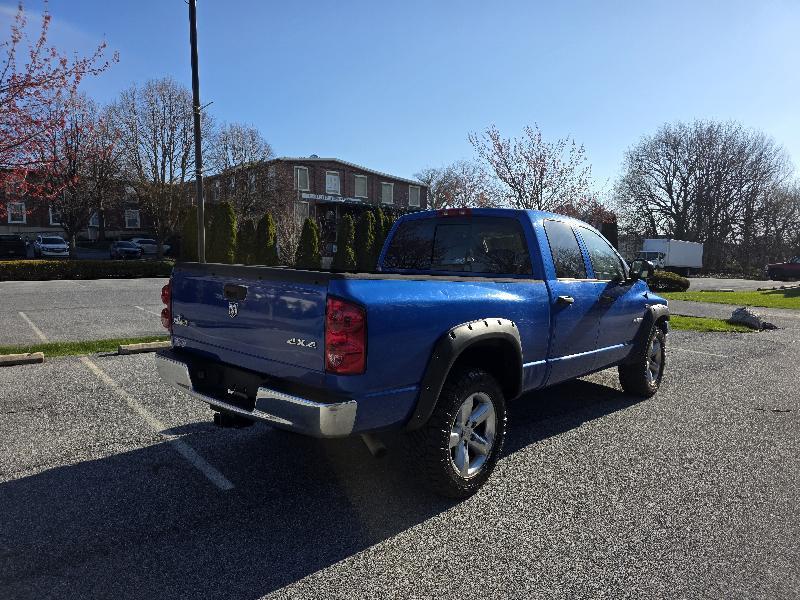 Dodge Ram 1500 SXT Quad Cab Long Bed 4WD 2008