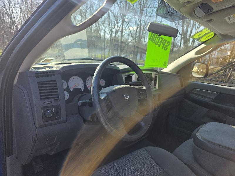 Dodge Ram 1500 SXT Quad Cab Long Bed 4WD 2008