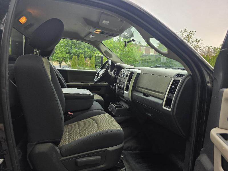 Dodge Ram 5500 Regular Cab 2WD 2012