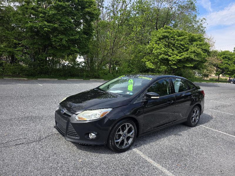 Ford Focus SE Sedan 2013