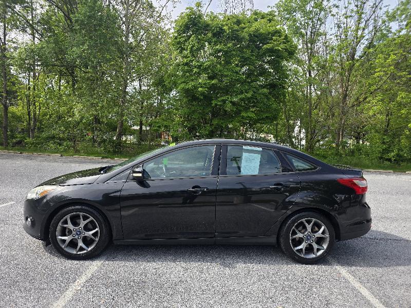 Ford Focus SE Sedan 2013