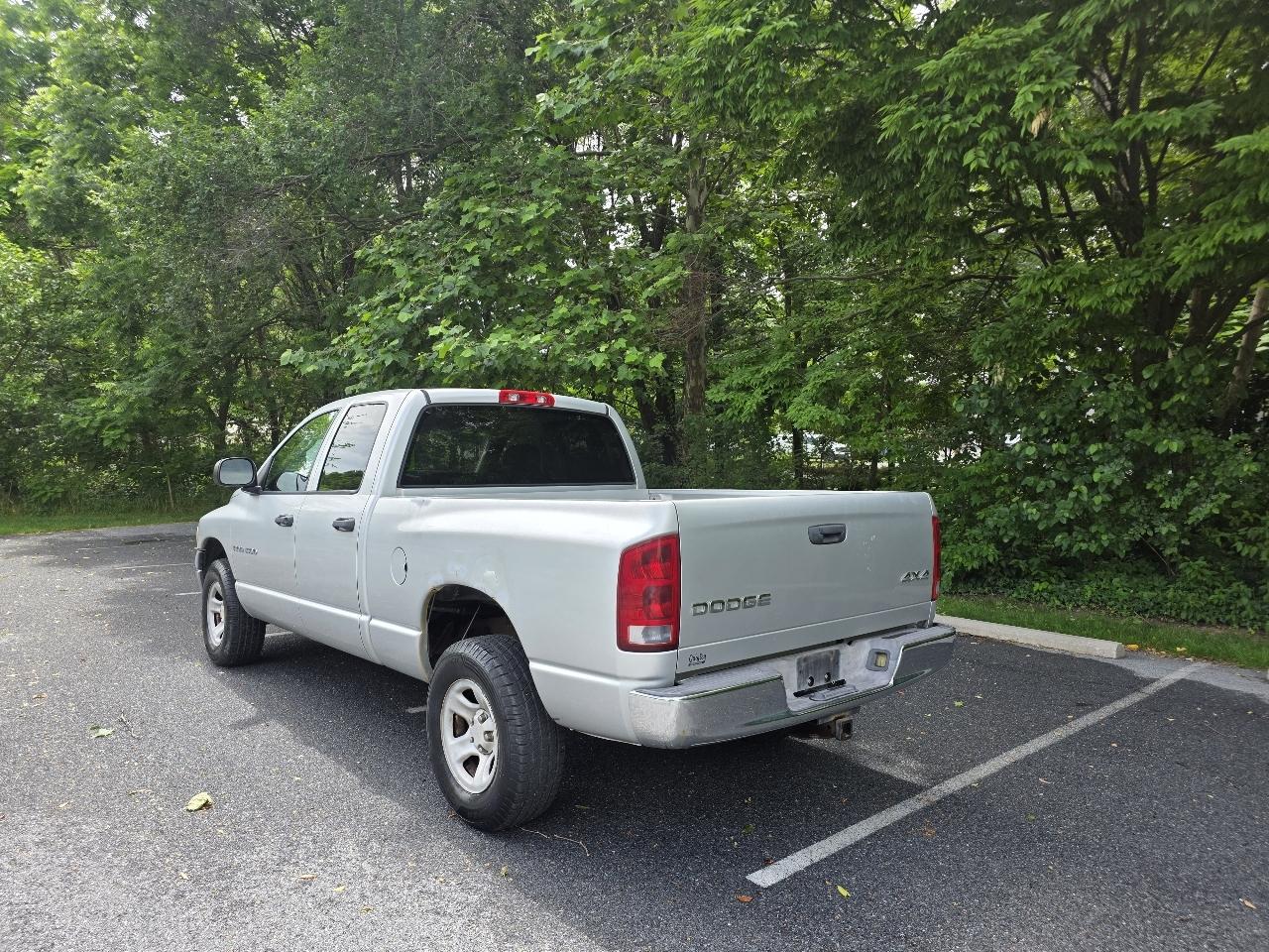 Dodge Ram 1500 ST Quad Cab Short Bed 4WD 2002