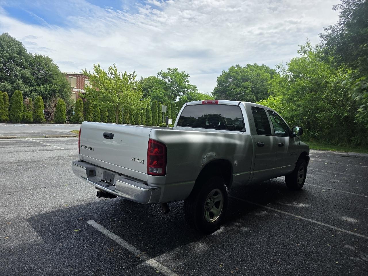 Dodge Ram 1500 ST Quad Cab Short Bed 4WD 2002