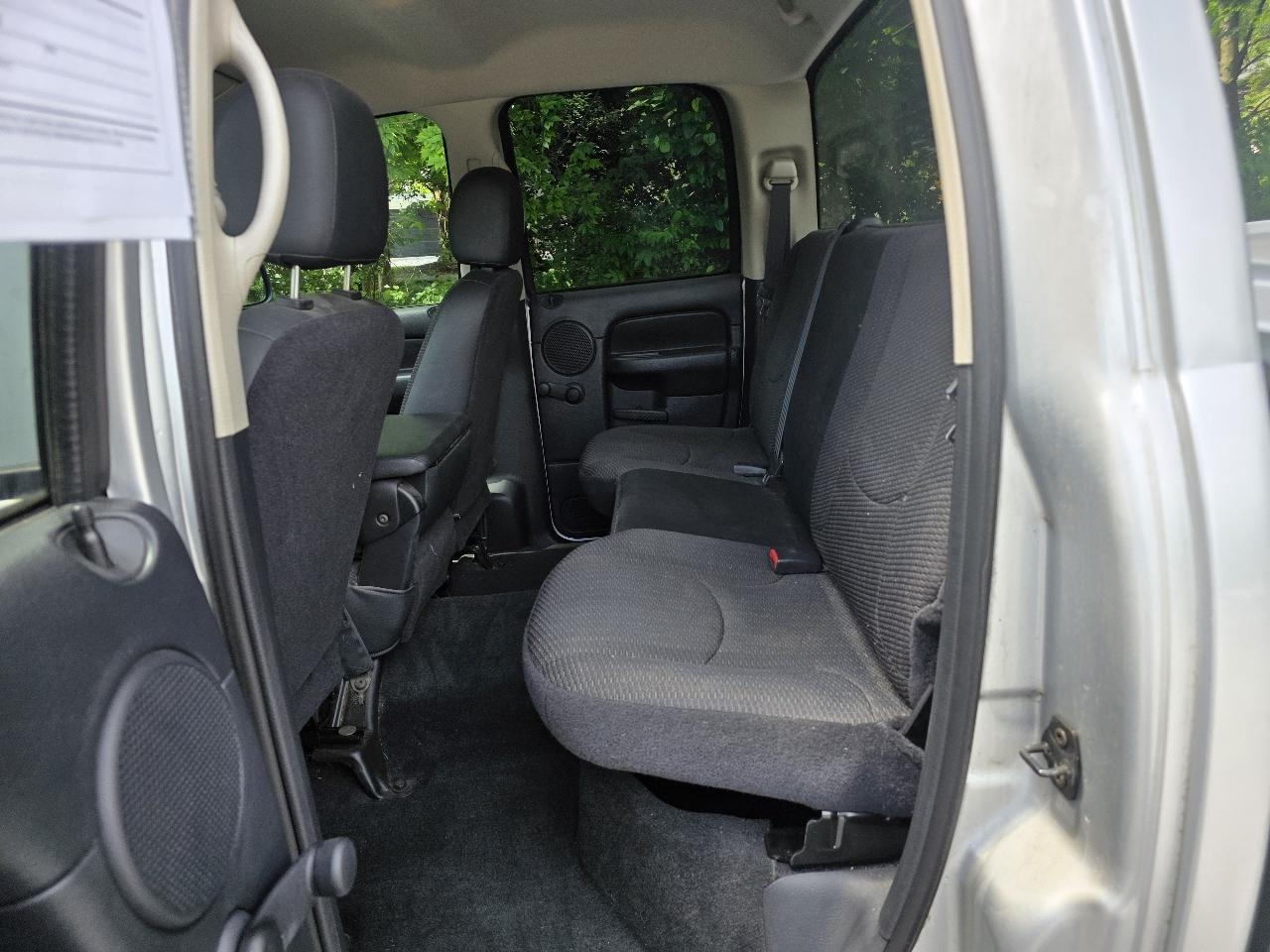 Dodge Ram 1500 ST Quad Cab Short Bed 4WD 2002