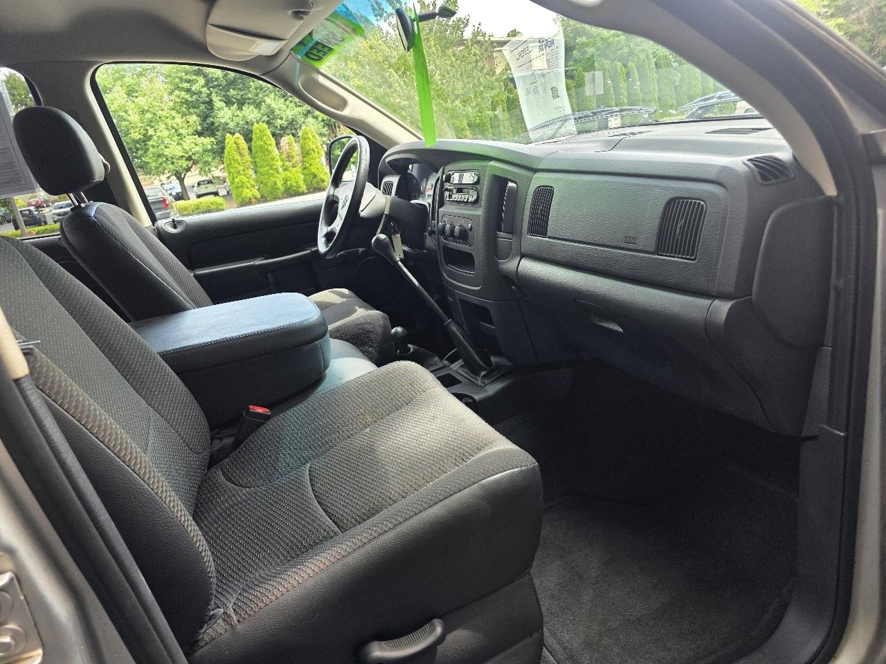 Dodge Ram 1500 ST Quad Cab Short Bed 4WD 2002