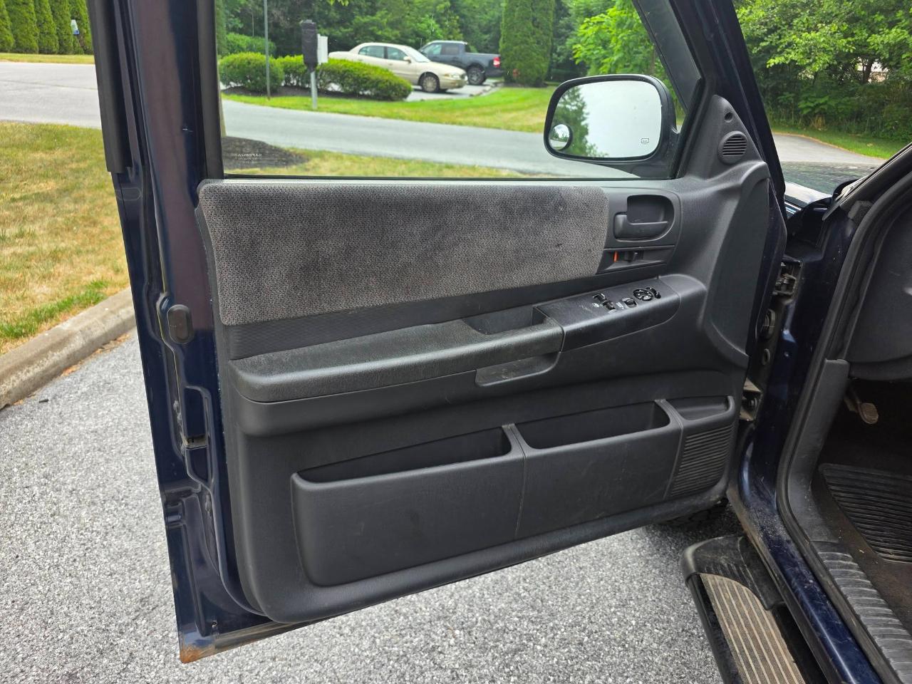 Dodge Dakota Sport Club Cab 4WD 2003