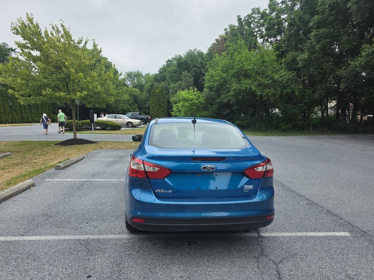 Ford Focus SE Sedan 2013